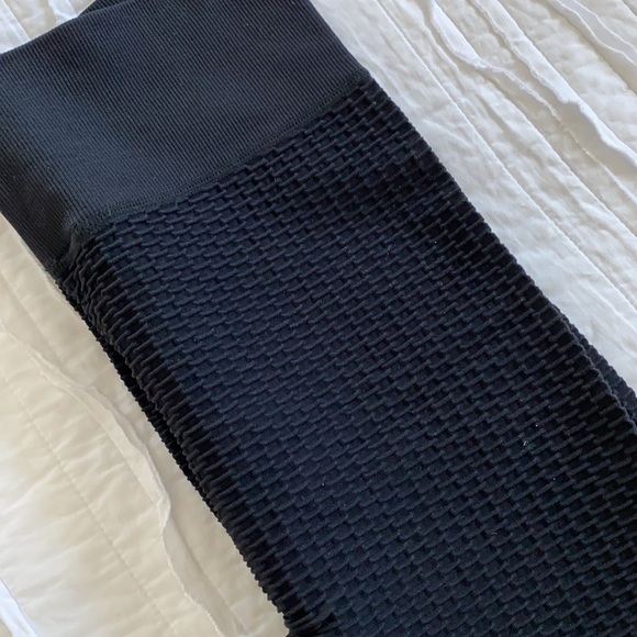 Jacquard seamless leggings worn once - Picture 5 of 5